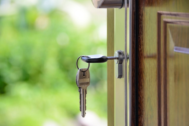 Lockout services by  Opalock-A-Locksmith